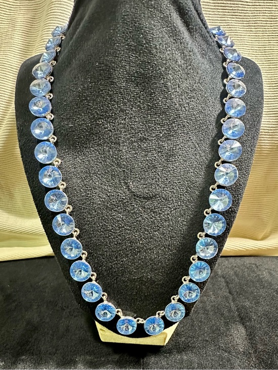 Rivoli Glass Jewelry - Vtg: Sky Blue Rivoli Glass Necklace